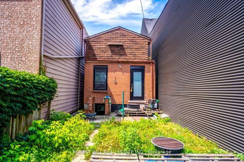 Photo 18 at 139 Christie Street, Annex, Toronto Photo 18 at 139 Christie Street, Annex, Toronto