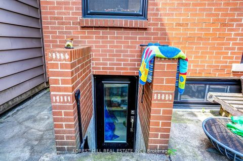 Photo 20 at 139 Christie Street, Annex, Toronto