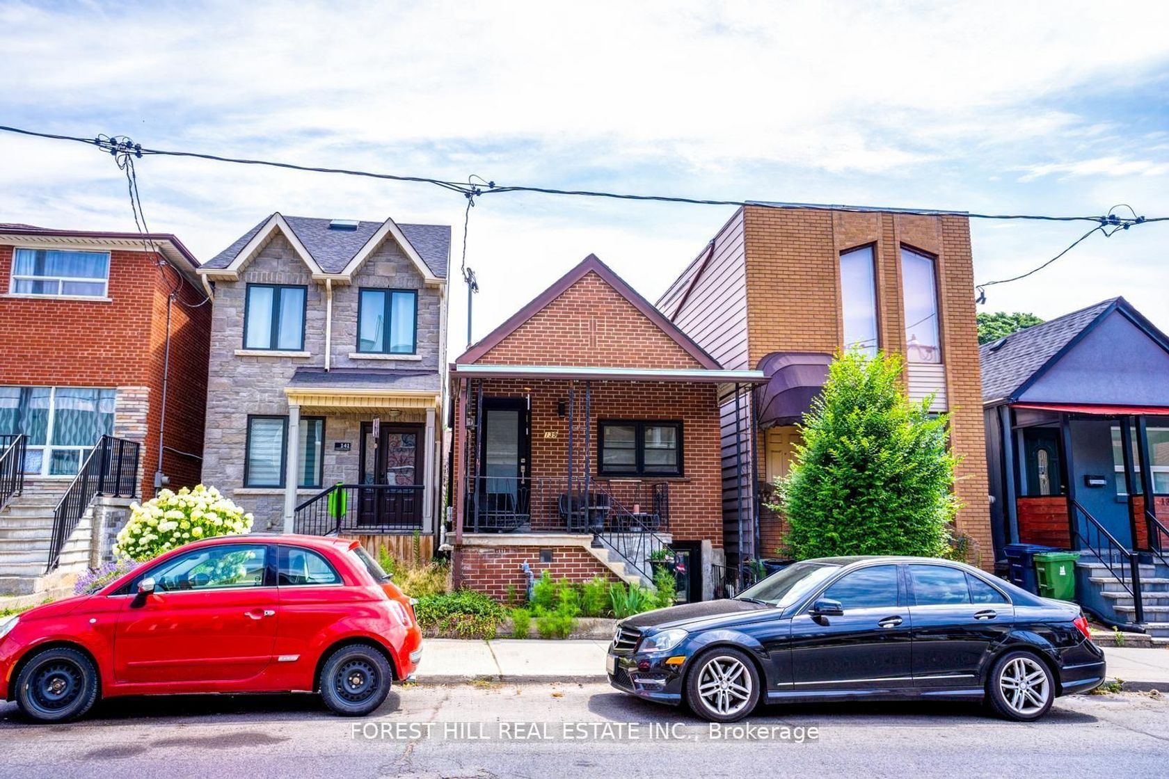 Photo 1 at 139 Christie Street, Annex, Toronto Photo 1 at 139 Christie Street, Annex, Toronto