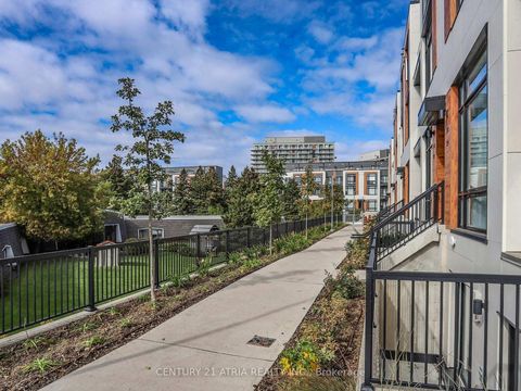 Photo 1 at 216 - 8 Steckley House Lane, Rural Richmond Hill, Richmond Hill