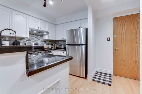 Photo 3 at 110 - 245 Pine Grove Road, Islington Woods, Vaughan