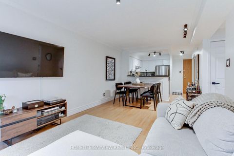 Photo 11 at 110 - 245 Pine Grove Road, Islington Woods, Vaughan