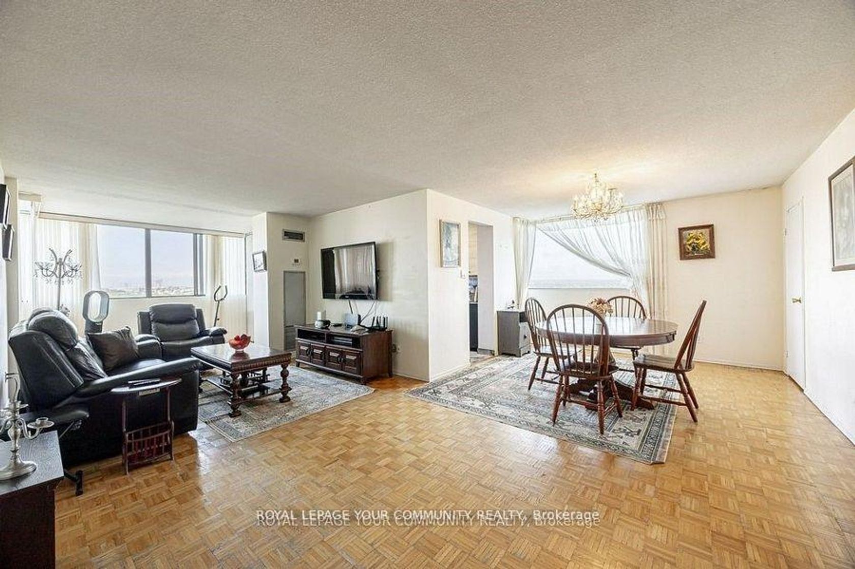 Photo 4 at 1606 - 133 Torresdale Avenue, Branson, Toronto Photo 4 at 1606 - 133 Torresdale Avenue, Branson, Toronto