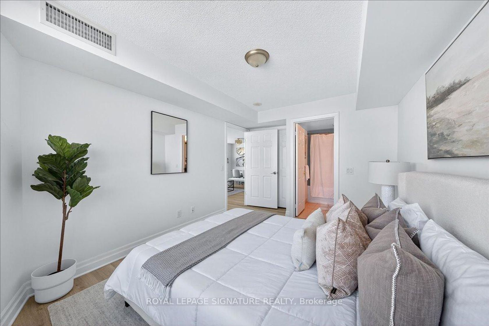 Photo 44 at 1520 - 25 Greenview Avenue, Newtonbrook West, Toronto Photo 44 at 1520 - 25 Greenview Avenue, Newtonbrook West, Toronto