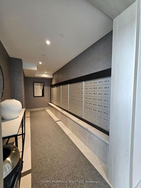 Photo 23 at 116 - 185 DEERFIELD Road, Central Newmarket, Newmarket