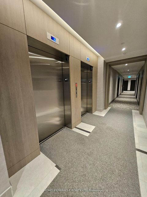 Photo 24 at 116 - 185 DEERFIELD Road, Central Newmarket, Newmarket