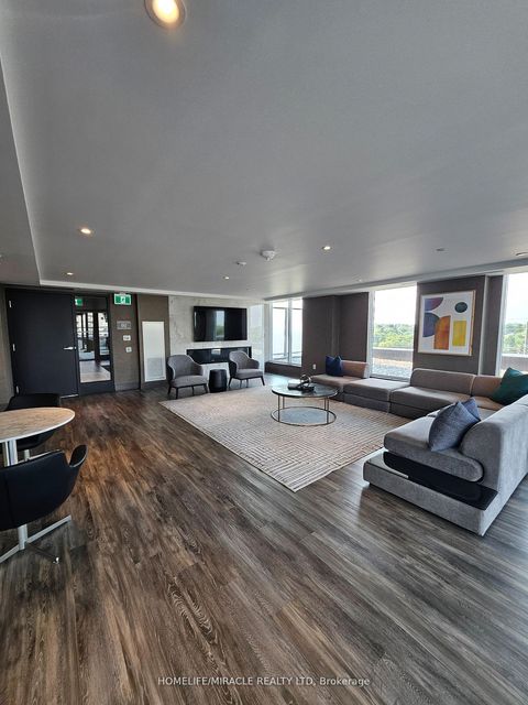 Photo 31 at 116 - 185 DEERFIELD Road, Central Newmarket, Newmarket