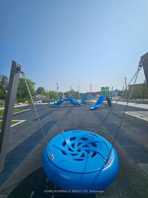 Photo 35 at 116 - 185 DEERFIELD Road, Central Newmarket, Newmarket