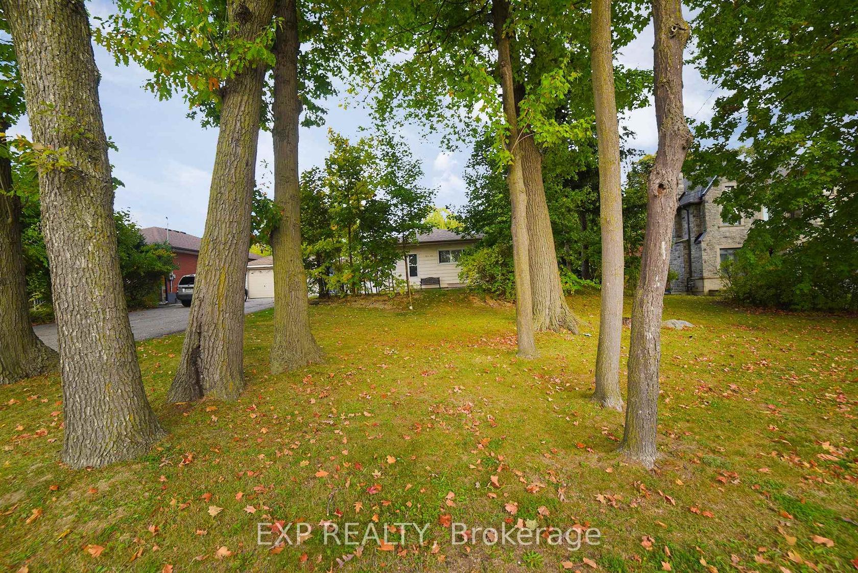 Photo 2 at 445 Martin Grove Road, Rosethorn, Toronto Photo 2 at 445 Martin Grove Road, Rosethorn, Toronto