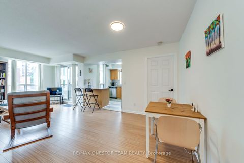 Photo 10 at 303 - 5940 Yonge Street, Newtonbrook West, Toronto