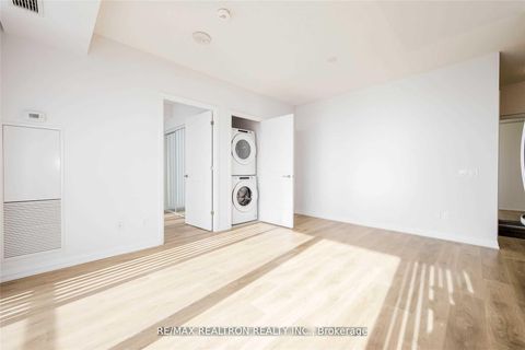 Photo 8 at 2606 - 7895 Jane Street, Concord, Vaughan