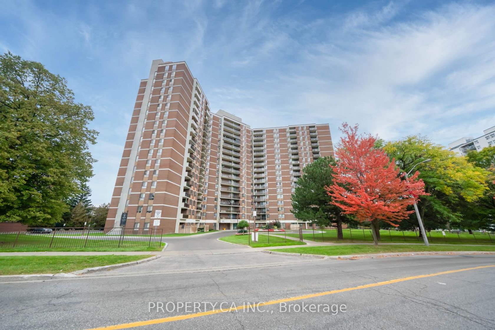 609 - 121 Trudelle Street, Eglinton East, Toronto 