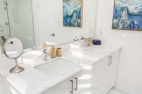 Photo 18 at 89 William Duncan Road, CFB, Toronto