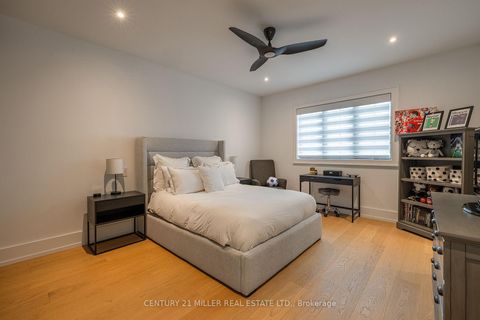 Photo 27 at 367 Seaton Drive, WO West, Oakville