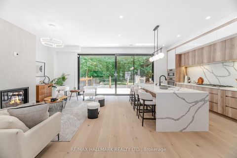 Photo 12 at 78 South Kingsway, Swansea, Toronto