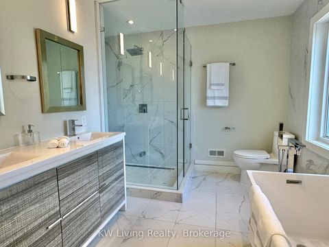 Photo 9 at 18 Ferris Road, Parkview, Toronto