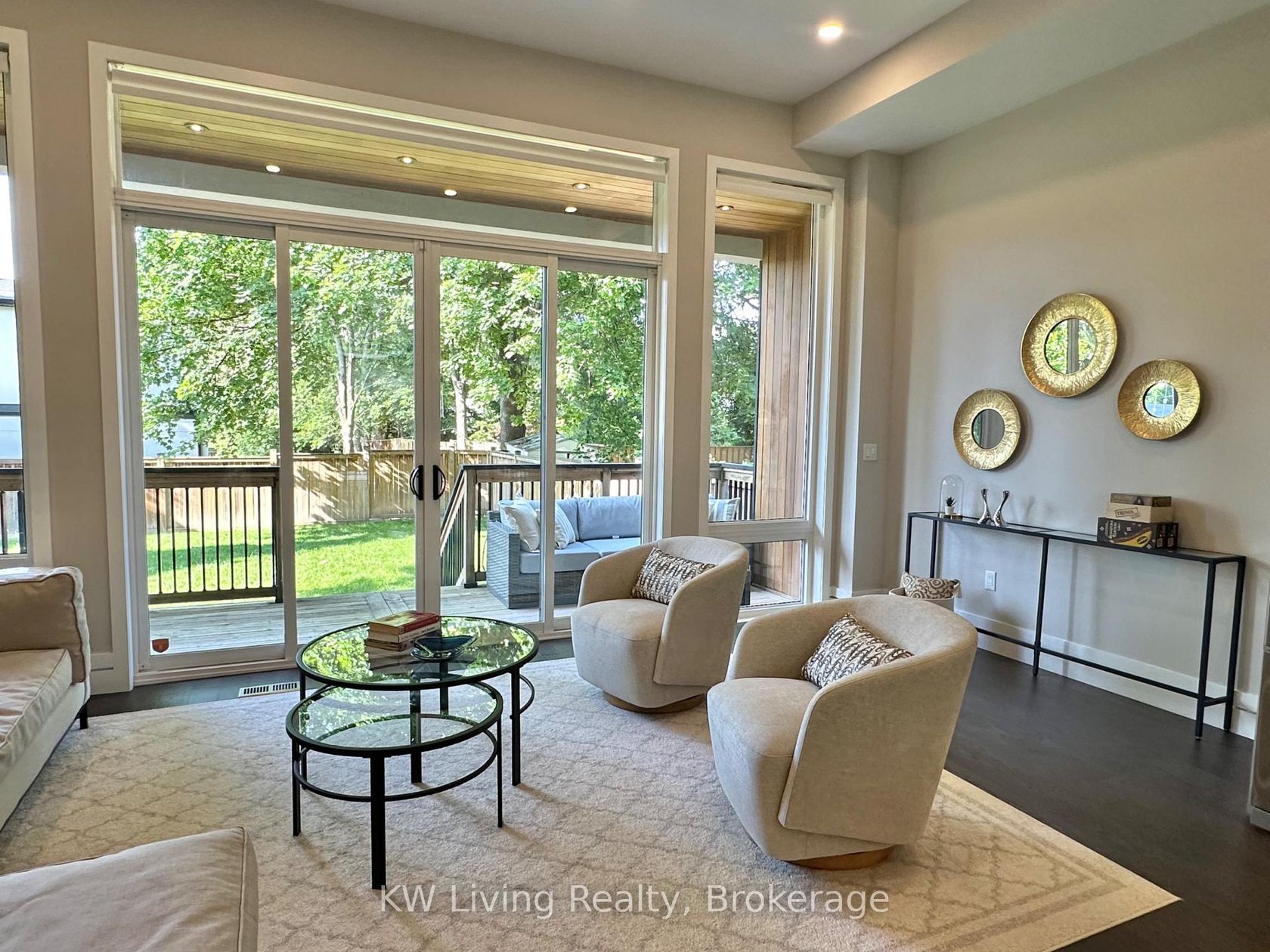 18 Ferris Road, Parkview, Toronto  by Loree Meneguzzi Real Estate 18 Ferris Road, Parkview, Toronto