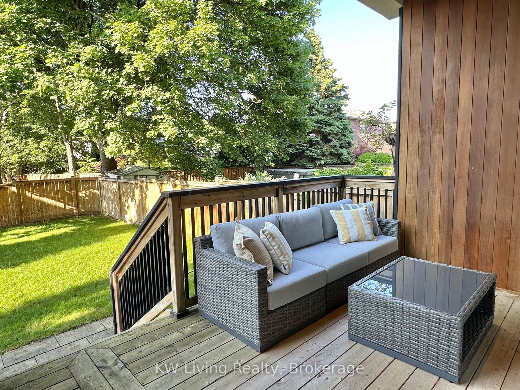 Photo 2 at 18 Ferris Road, Parkview, Toronto Photo 2 at 18 Ferris Road, Parkview, Toronto