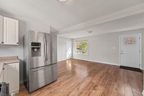 Photo 6 at 210 Cox Mill Road, Painswick North, Barrie