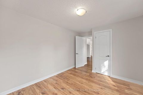 Photo 12 at 210 Cox Mill Road, Painswick North, Barrie