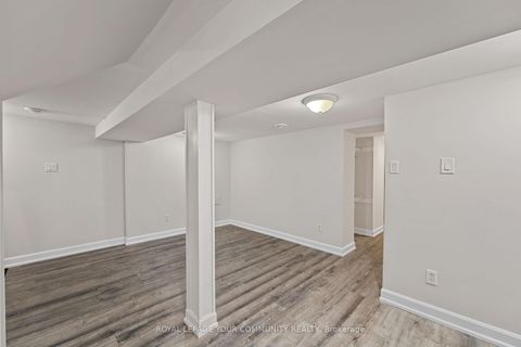 Photo 17 at 210 Cox Mill Road, Painswick North, Barrie