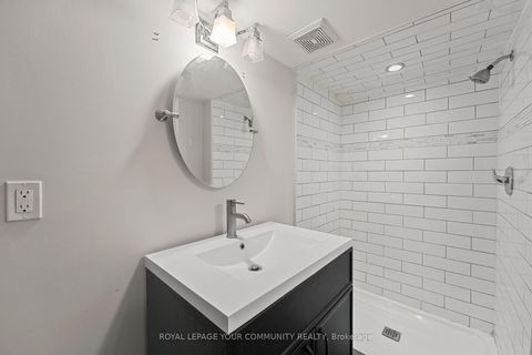 Photo 19 at 210 Cox Mill Road, Painswick North, Barrie