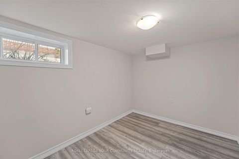 Photo 22 at 210 Cox Mill Road, Painswick North, Barrie