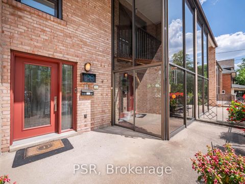 Photo 1 at 128 St Clements Avenue, Eglinton, Toronto