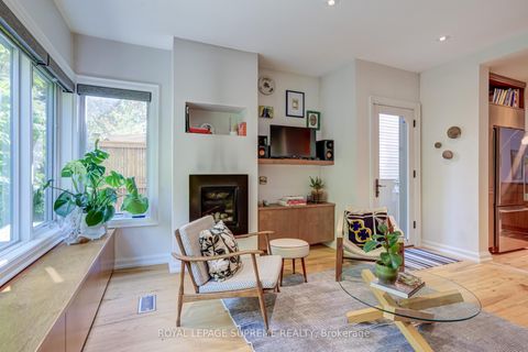 Photo 11 at 11 West Lynn Avenue, Woodbine Corridor, Toronto