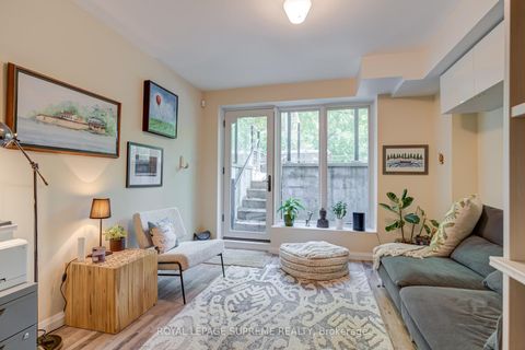 Photo 22 at 11 West Lynn Avenue, Woodbine Corridor, Toronto