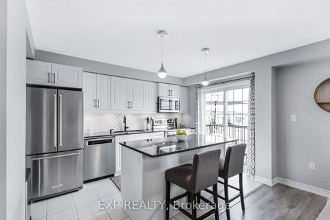 Photo 4 at 11 Kodiak Terrace, Holly, Barrie