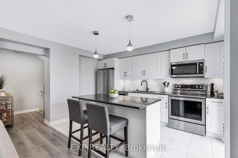Photo 10 at 11 Kodiak Terrace, Holly, Barrie