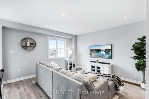Photo 15 at 11 Kodiak Terrace, Holly, Barrie