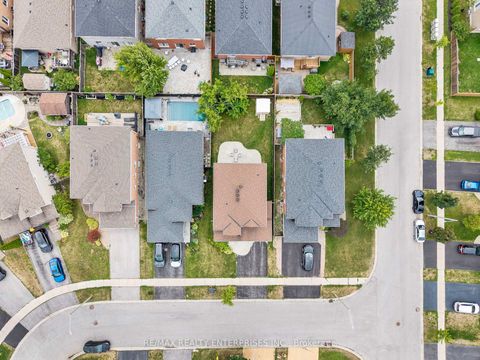 Photo 22 at 76 Balmoral Place, Shore, Barrie