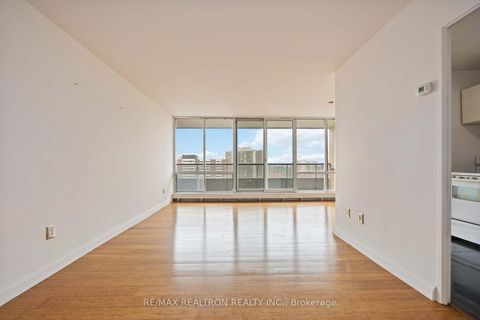 Photo 1 at 1014 - 31 Four Winds Drive, York University Heights, Toronto