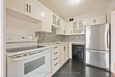 Photo 9 at 1014 - 31 Four Winds Drive, York University Heights, Toronto