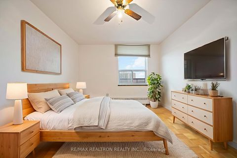Photo 14 at 1014 - 31 Four Winds Drive, York University Heights, Toronto