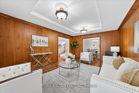 Photo 9 at 29 Westbourne Court, Oak Ridges Lake Wilcox, Richmond Hill