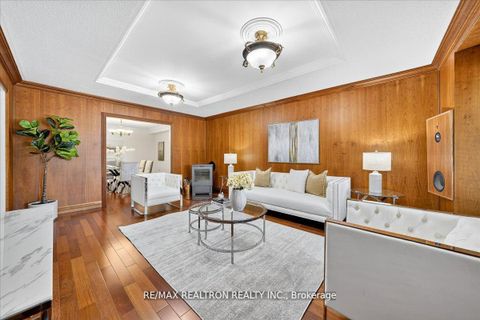 Photo 10 at 29 Westbourne Court, Oak Ridges Lake Wilcox, Richmond Hill