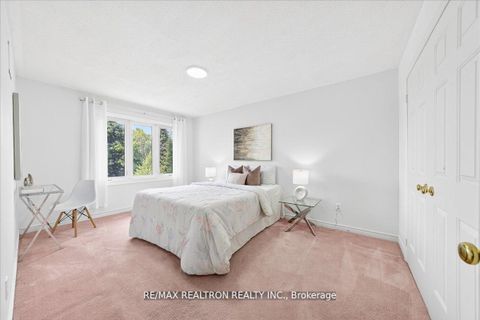 Photo 33 at 29 Westbourne Court, Oak Ridges Lake Wilcox, Richmond Hill