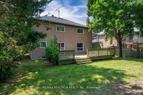 Photo 48 at 29 Westbourne Court, Oak Ridges Lake Wilcox, Richmond Hill