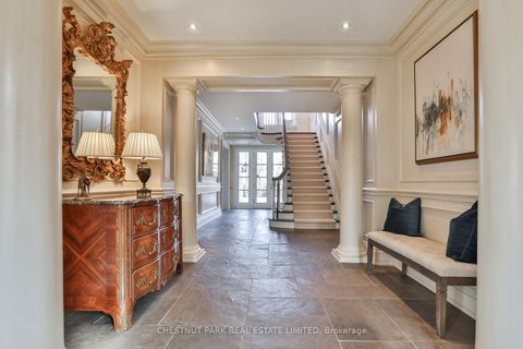 Photo 3 at 170 Roxborough Drive, Moore Park, Toronto