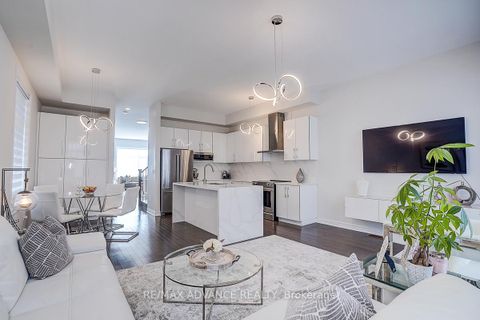 Photo 9 at 30 Laskin Drive, Patterson, Vaughan