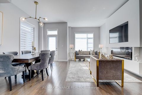 Photo 15 at 30 Laskin Drive, Patterson, Vaughan