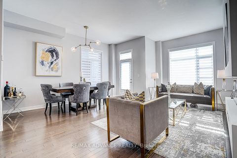 Photo 16 at 30 Laskin Drive, Patterson, Vaughan