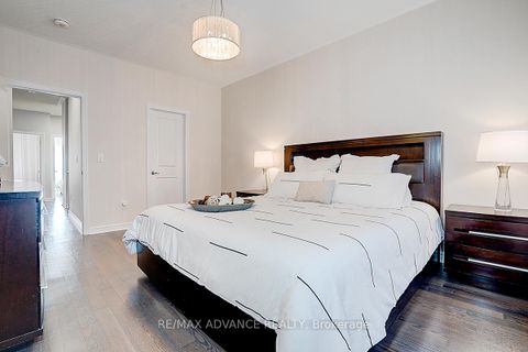 Photo 21 at 30 Laskin Drive, Patterson, Vaughan