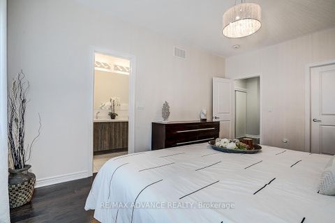 Photo 22 at 30 Laskin Drive, Patterson, Vaughan