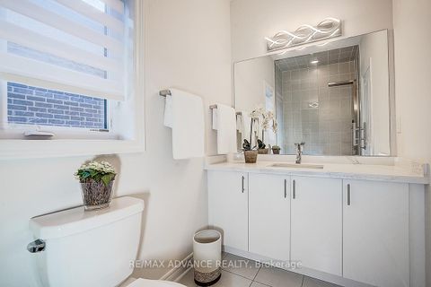 Photo 29 at 30 Laskin Drive, Patterson, Vaughan