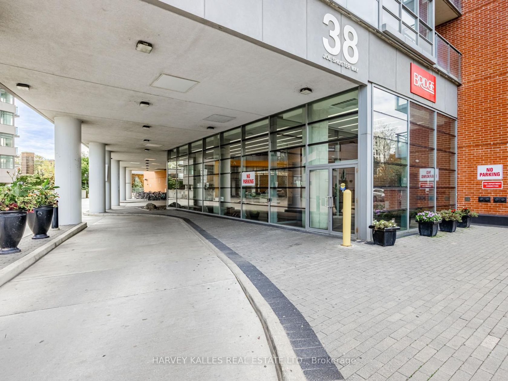 Photo 1 at 703 - 38 Joe Shuster Way, South Parkdale, Toronto Photo 1 at 703 - 38 Joe Shuster Way, South Parkdale, Toronto