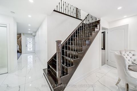 Photo 10 at 22 Canvasback Drive, Vellore Village, Vaughan